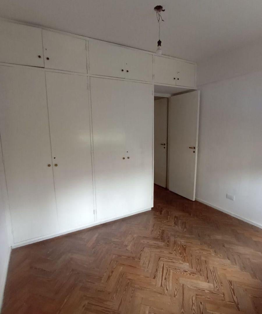 Foto de Amplio 2 ambientes al frente, con cocina separada y balcón. Espacio, imagen 5