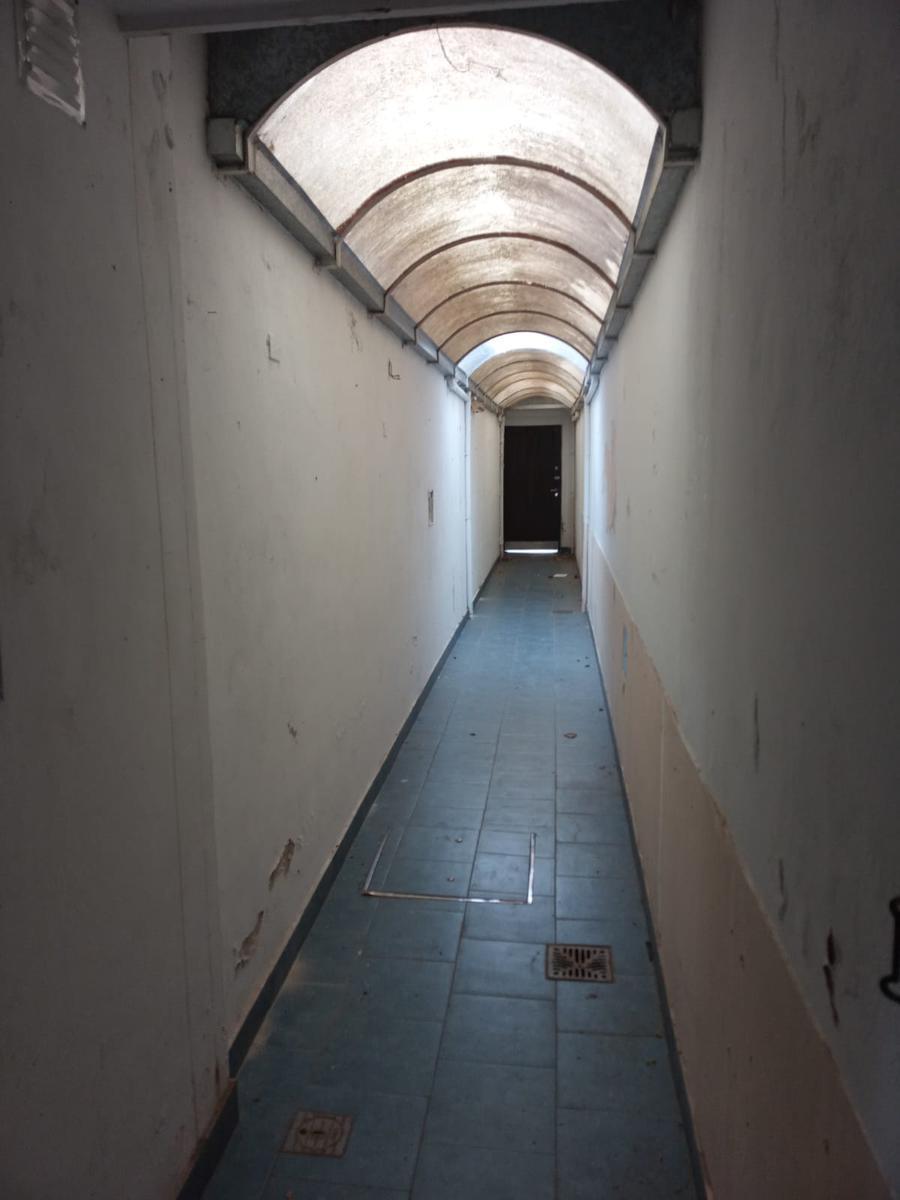 Casa en Lote Propio a Reciclar y Refaccionar Para Vivienda o Desarrollo Comercial 5