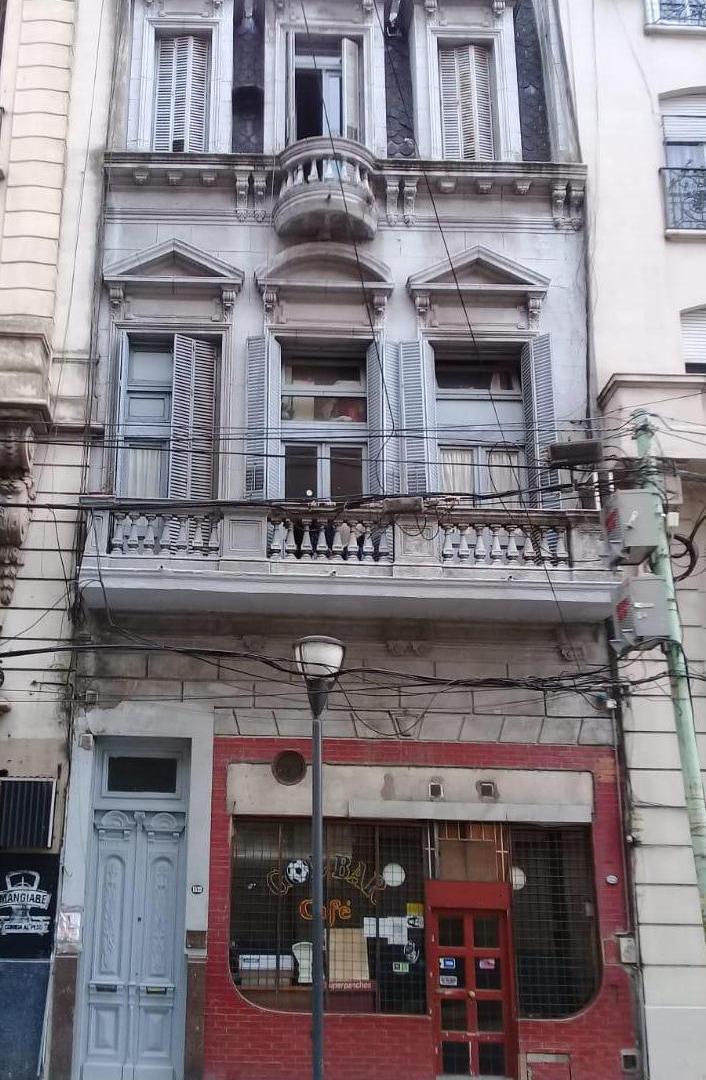 Foto de Edificio 318 m2- Local en PB y 2 pisos para usos múltiples Hotel, imagen 1