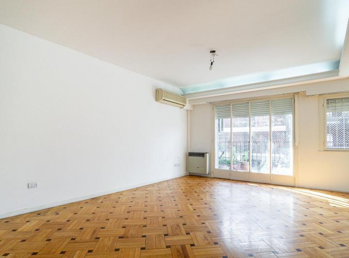 Reciclado!! Suite - 4 baños - Patio y terraza propia de 120 m2!! 3