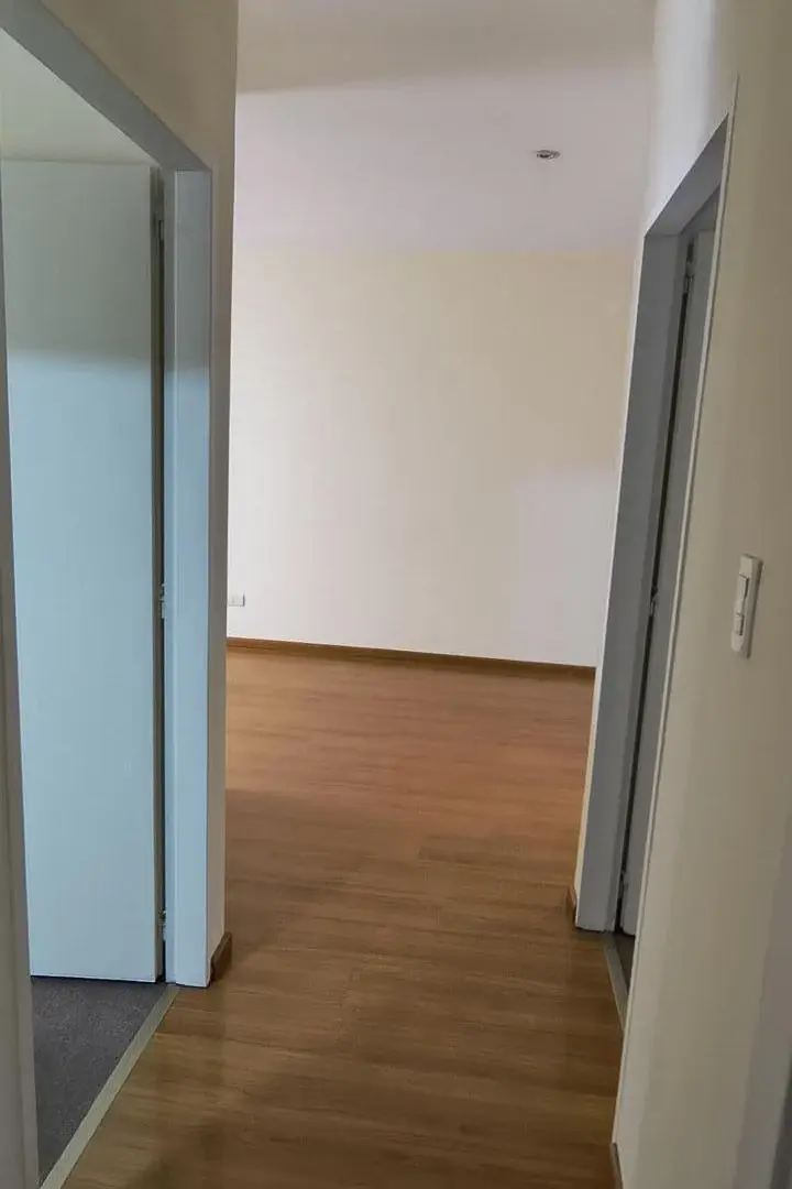 Reciclado y recién pintado! Impecable estado! 84 m2 5