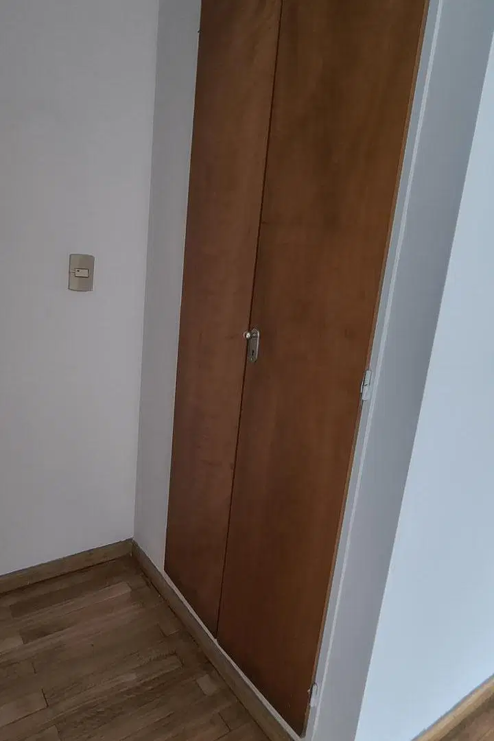 Belgrano "R": Edificio de categoría. Suite y dos baños completos. Excelente cochera fija! 1