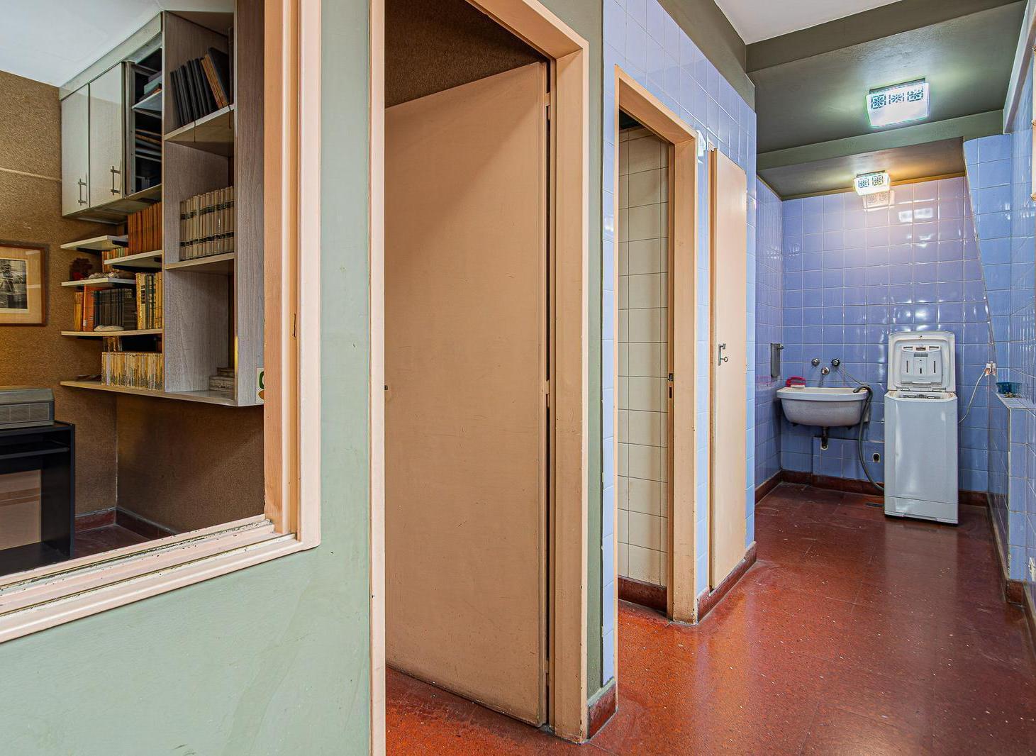 Dúplex de 3 dormitorios y estudio, con magnífica vista y balcón aterrazado! Cochera y baulera