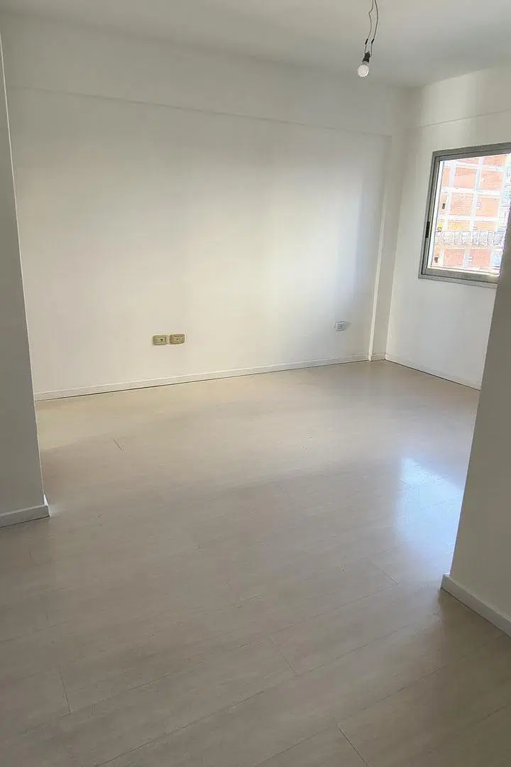 Divisible y luminoso! Torre con todos los amenities y seguridad 24 hs. 2