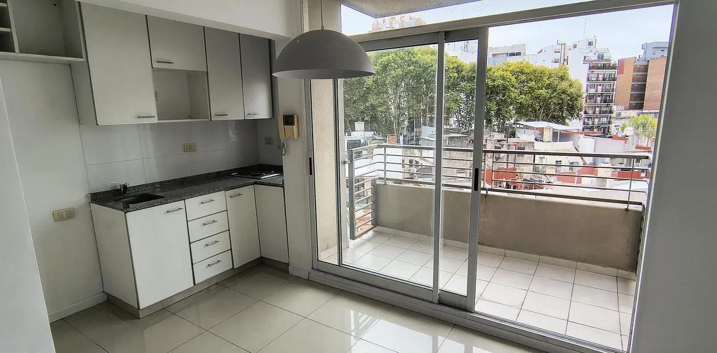 Moderno monoambiente divisible! Terraza con SUM y parrilla - 40 m2 2