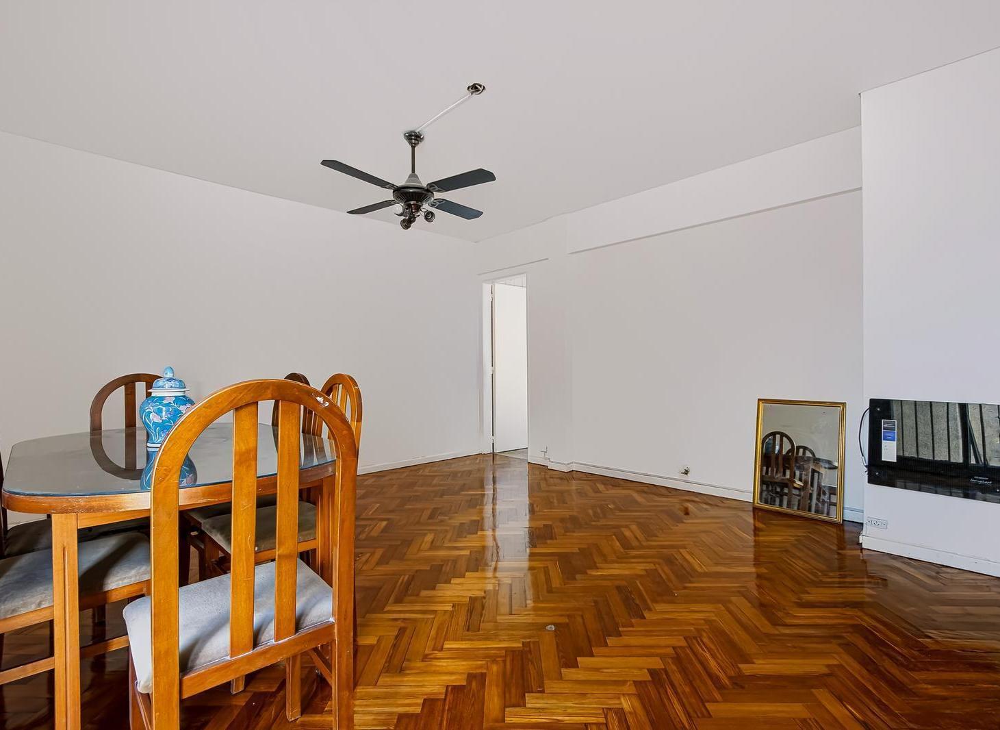 Foto de Amplia terraza con vista a pulmón verde! Impecable estado!, imagen 4