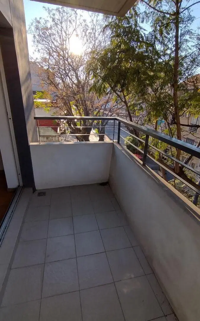 Edificio con amenities! Divisible, amplio y luminoso, con cochera 3