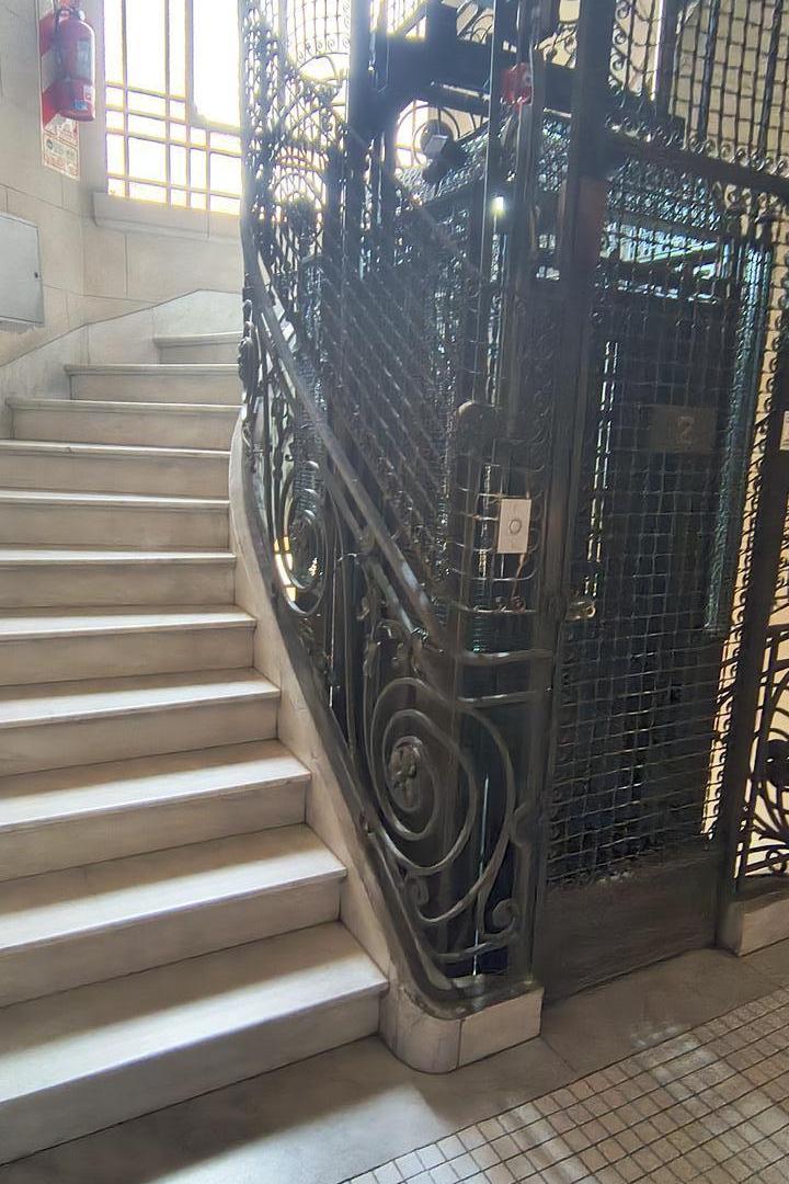 Foto de Magnífico departamento de estilo Francés en excelente estado!! A 2, imagen 3