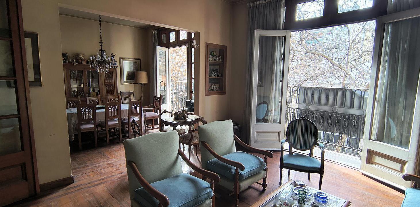 Foto de Magnífico departamento de estilo Francés en excelente estado!! A 2, imagen 2