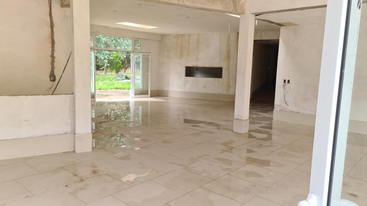 Edificio Comercial - Open Door 1