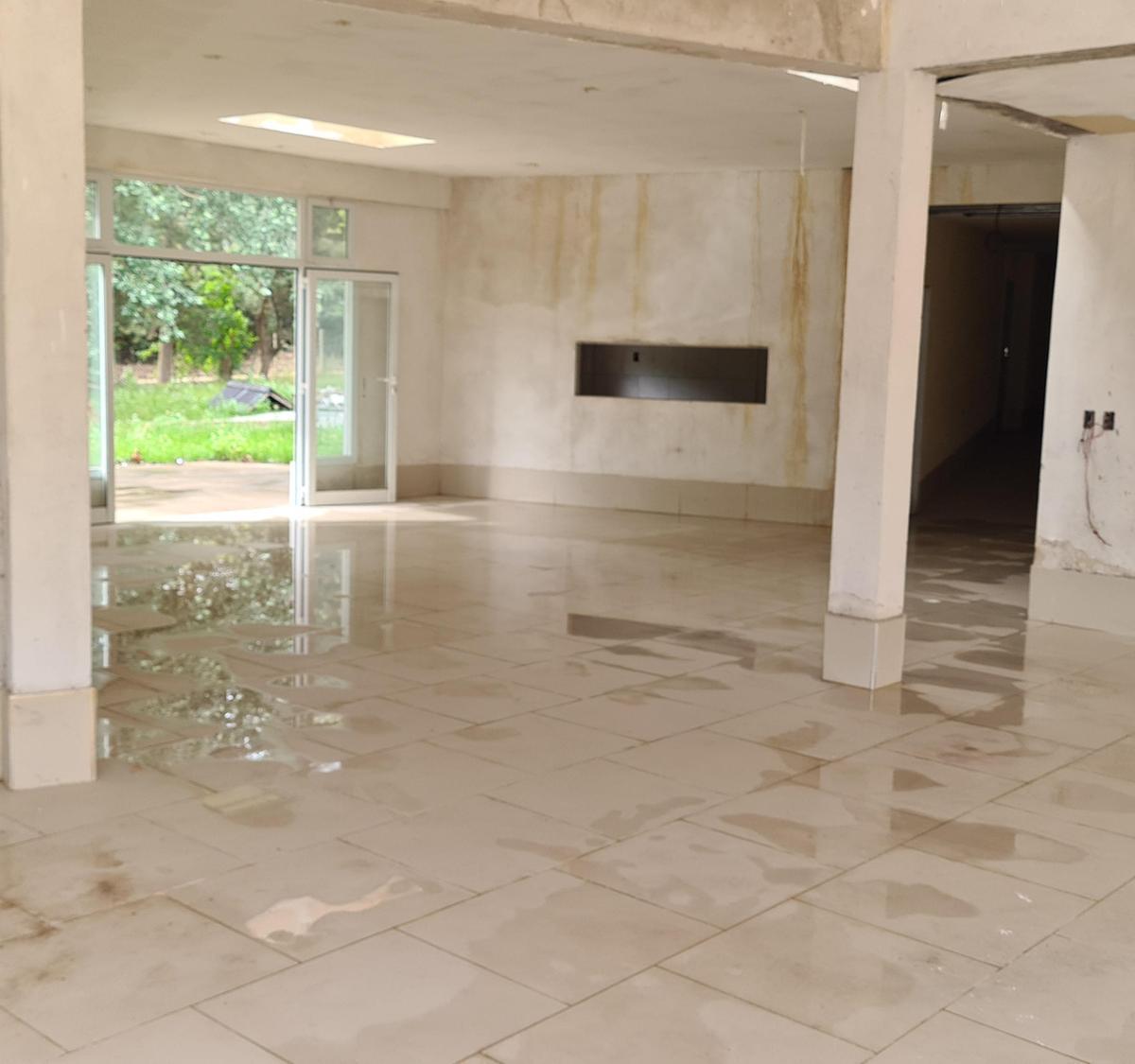 Edificio Comercial - Open Door 5