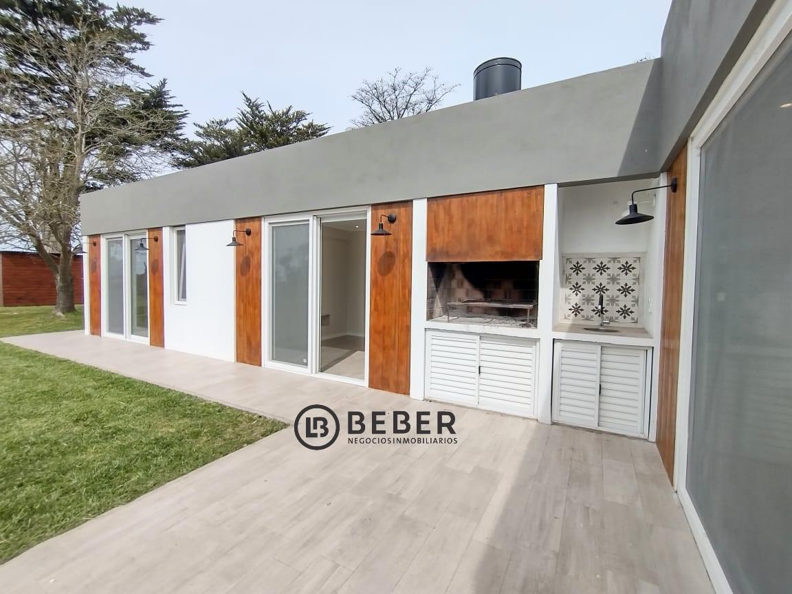 En Venta Casa 3 Ambientes Mar Chiquita 2