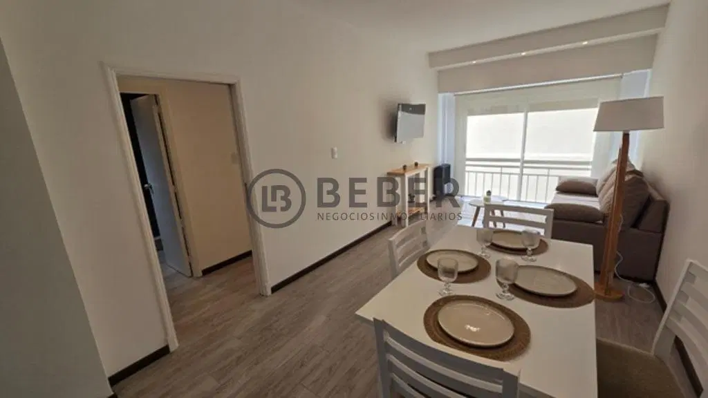 Venta departamento 3 ambientes a la calle, zona Centro Mar del Plata 5