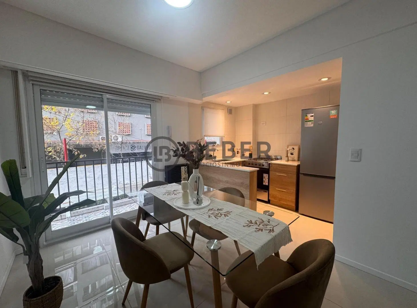 En venta departamento 3 ambientes con balcón, Centro Mar del Plata 2