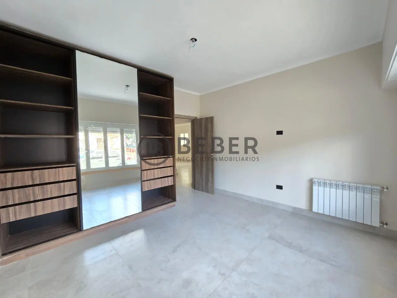Venta casa 4 ambientes con garaje, y patio San José, Mar del Plata 8