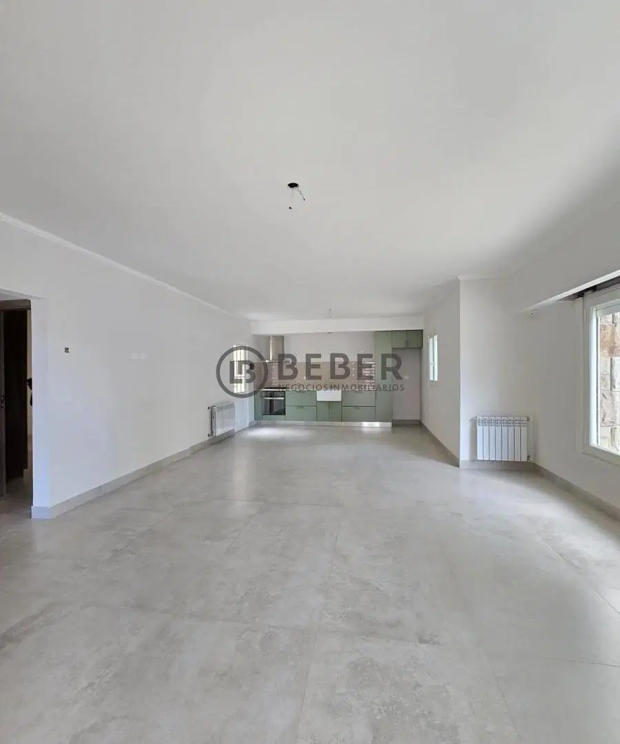 Venta casa 4 ambientes con garaje, y patio San José, Mar del Plata 3
