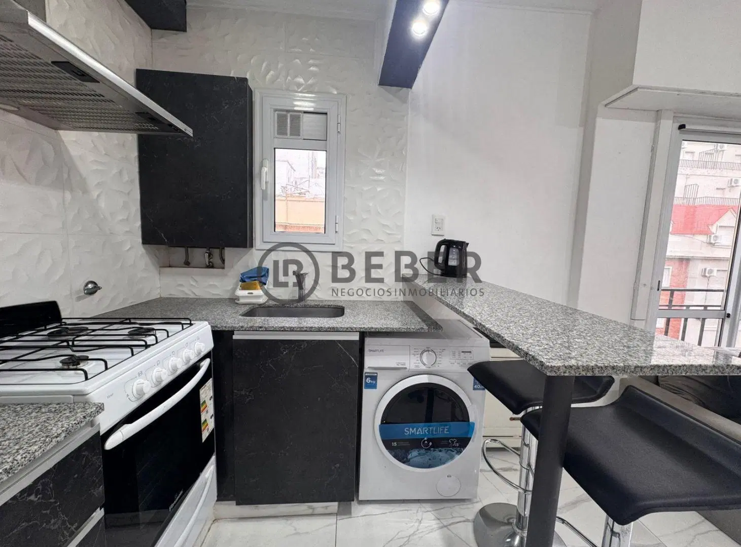 Venta Departamento 2 ambientes a la calle con balcón francés, zona Centro, Mar del Plata 5