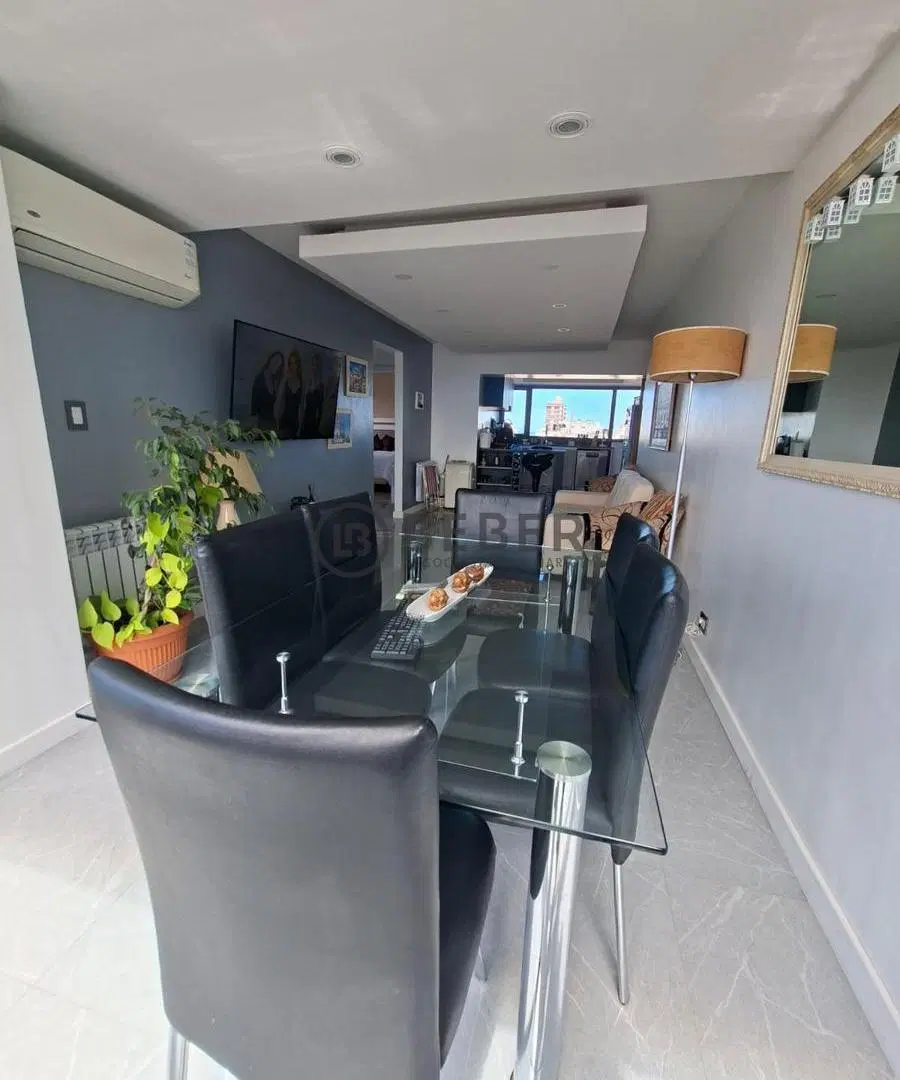 En venta tres ambientes con balcon y vista al mar, Centro 5