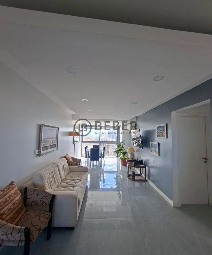 En venta tres ambientes con balcon y vista al mar, Centro 4