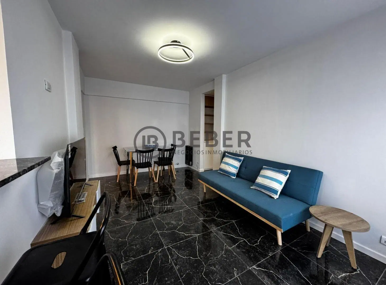 Venta Departamento 2 ambientes al contrafrente con balcon francés-Zona Centro, Mar del Plata 4