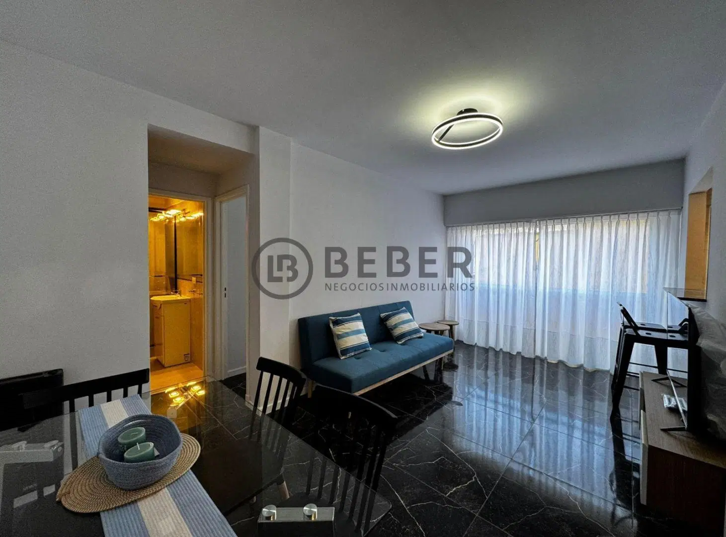 Venta Departamento 2 ambientes al contrafrente con balcon francés-Zona Centro, Mar del Plata 1