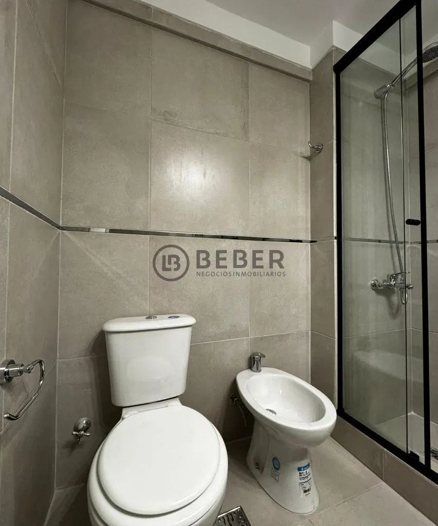Venta Departamento 2 ambientes al contrafrente con balcon francés-Zona Centro, Mar del Plata 3