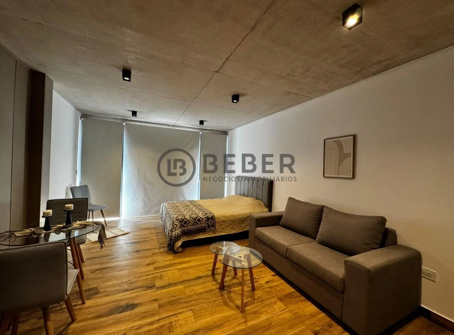 En venta ambiente al contrafrente a estrenar, Guemes 8