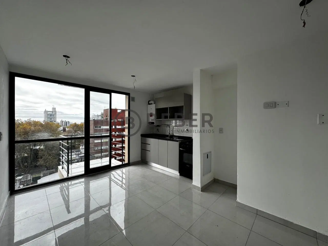 En venta dos ambientes al contrafrente a estrenar, La Perla 3
