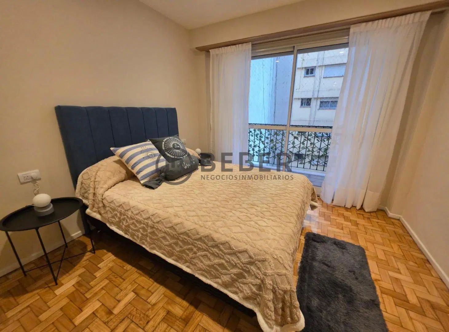 Departamento en Venta de Dos Ambientes en Plaza Colon 5