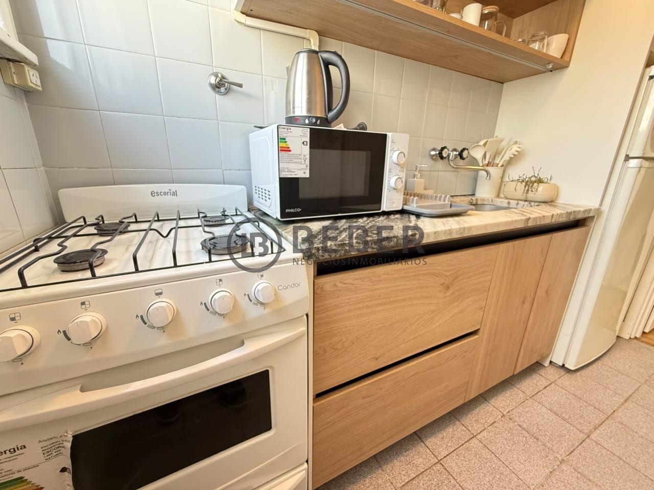 Foto de En venta ambiente a la calle con balcon, Terminal Vieja, imagen 5