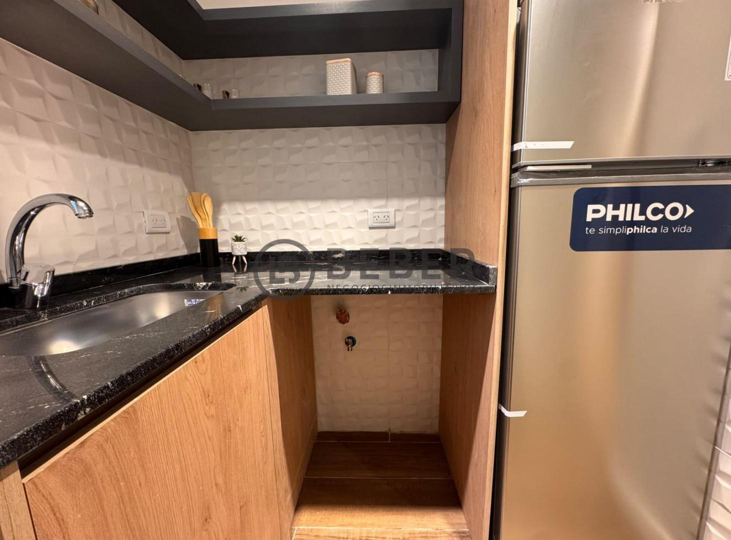Foto de En venta ambiente al contrafrente, Plaza Colon, imagen 2