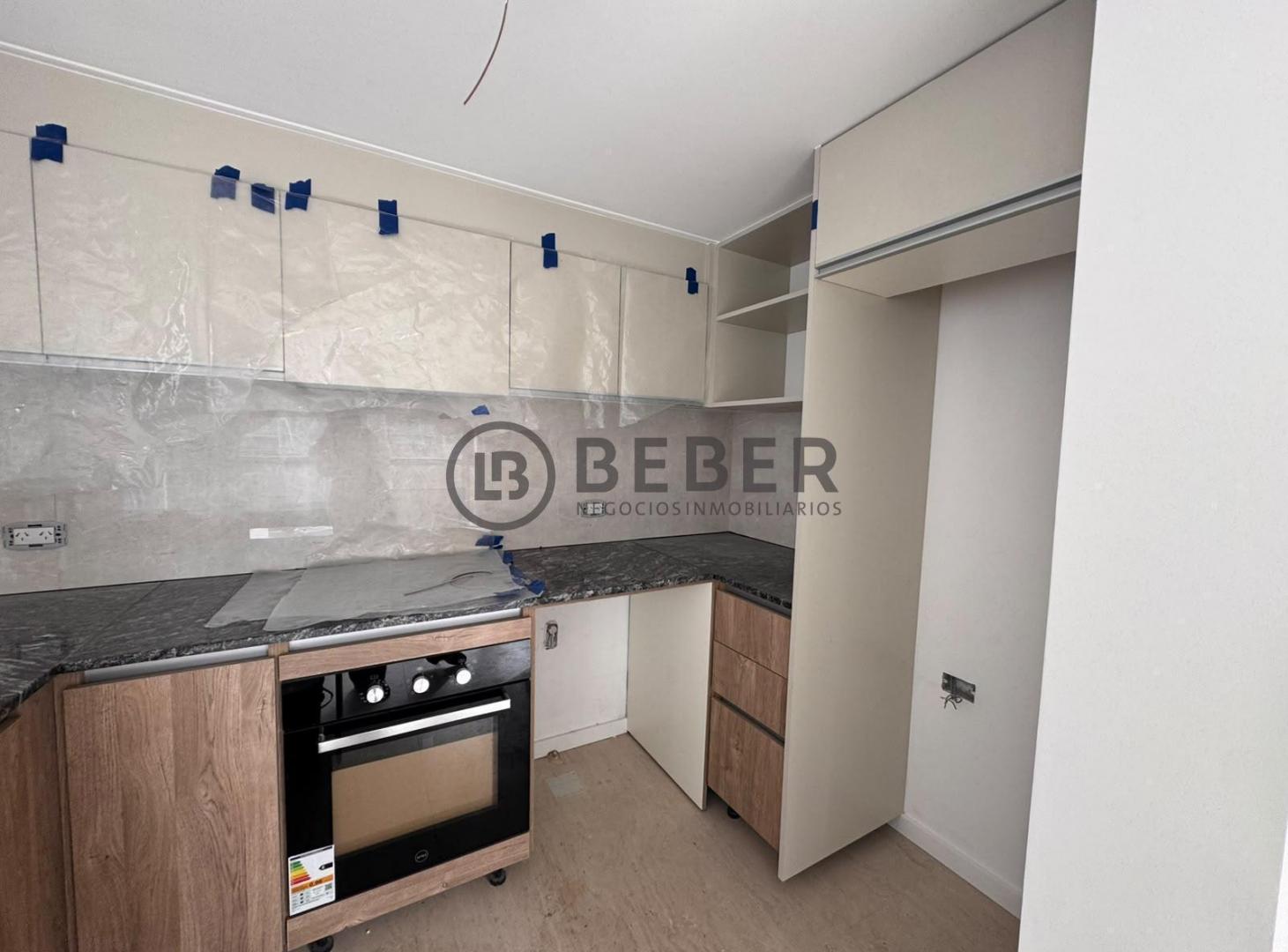 Foto de Semipiso en venta con balcón a estrenar La Perla, imagen 3