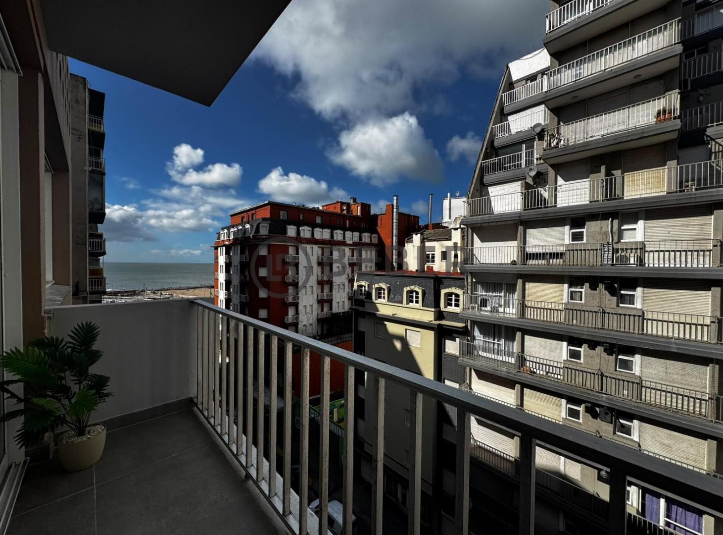 Foto de En venta tres ambientes al frente con balcon, Punta Iglesia, imagen 4