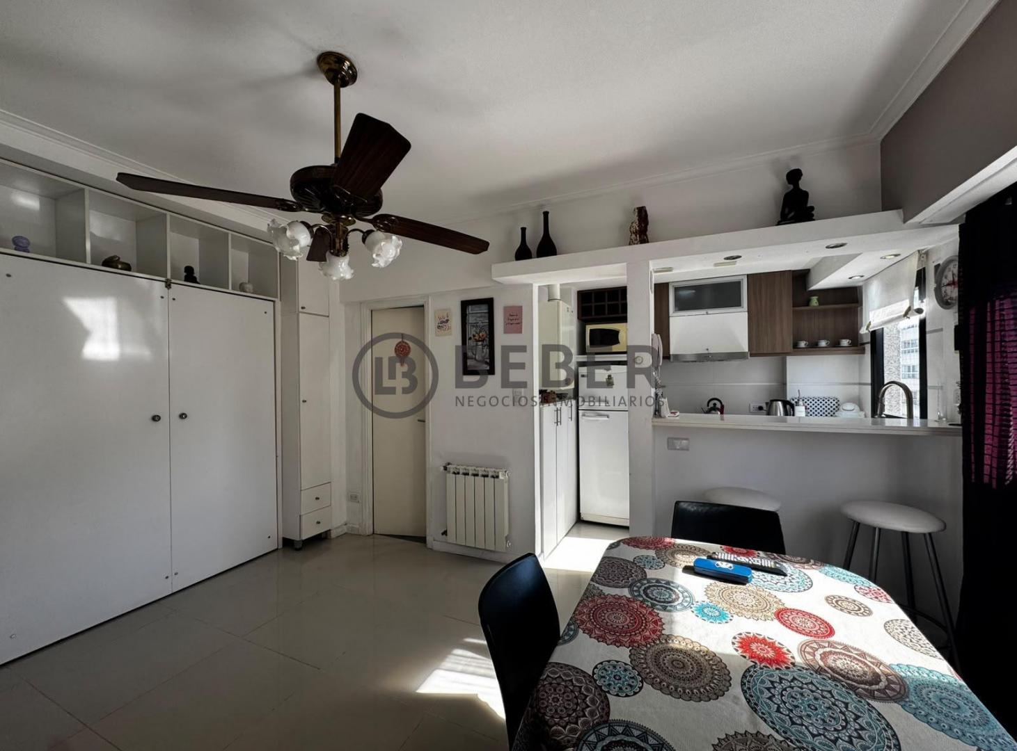 Foto de En venta ambiente al frente, Plaza Mitre, imagen 4