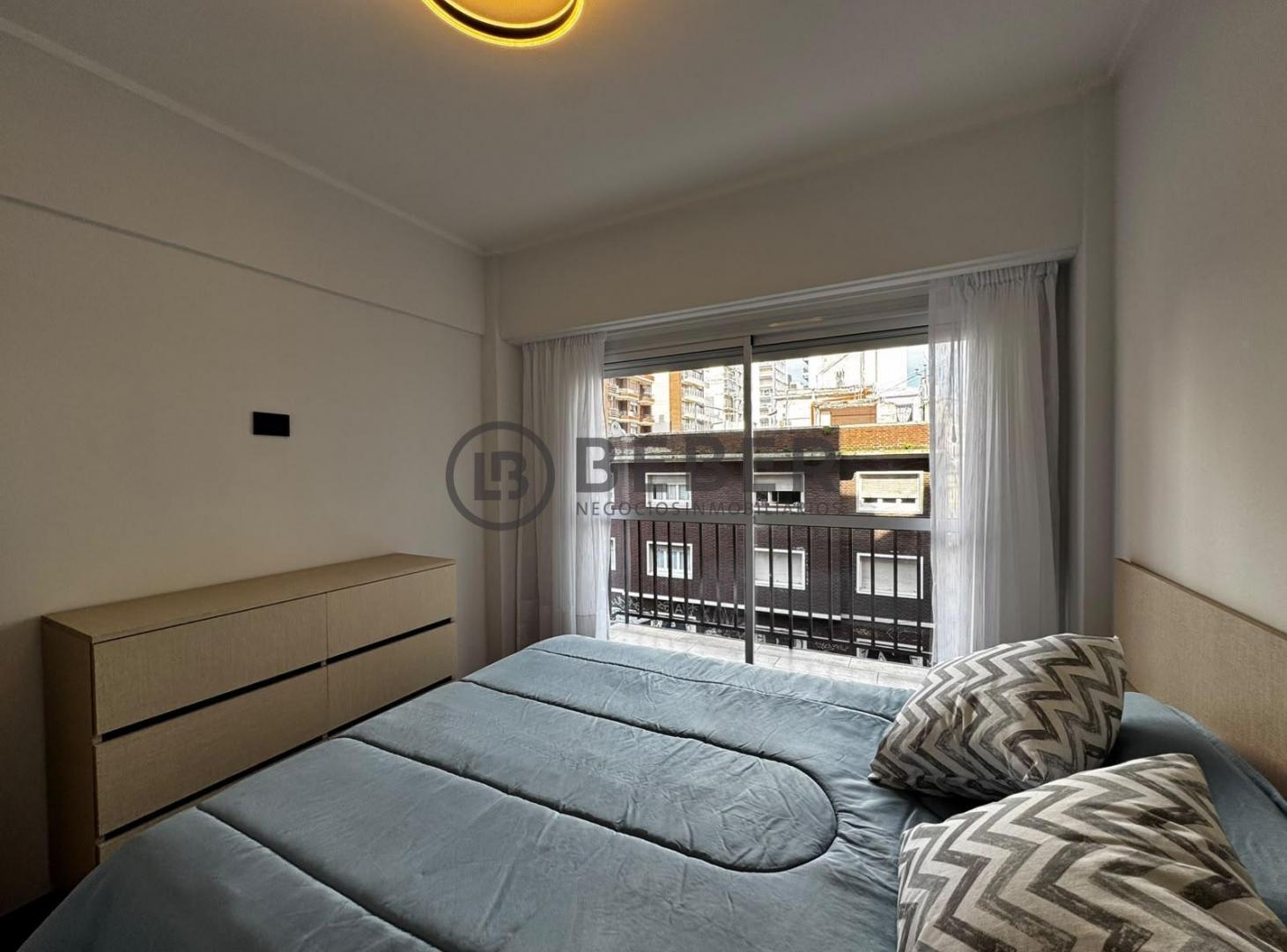 Foto de En venta tres ambientes al frente con balcon, Plaza Mitre, imagen 5