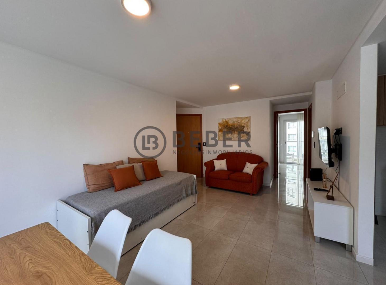 Foto de En venta dos ambientes a la calle con balcon, La Perla, imagen 5