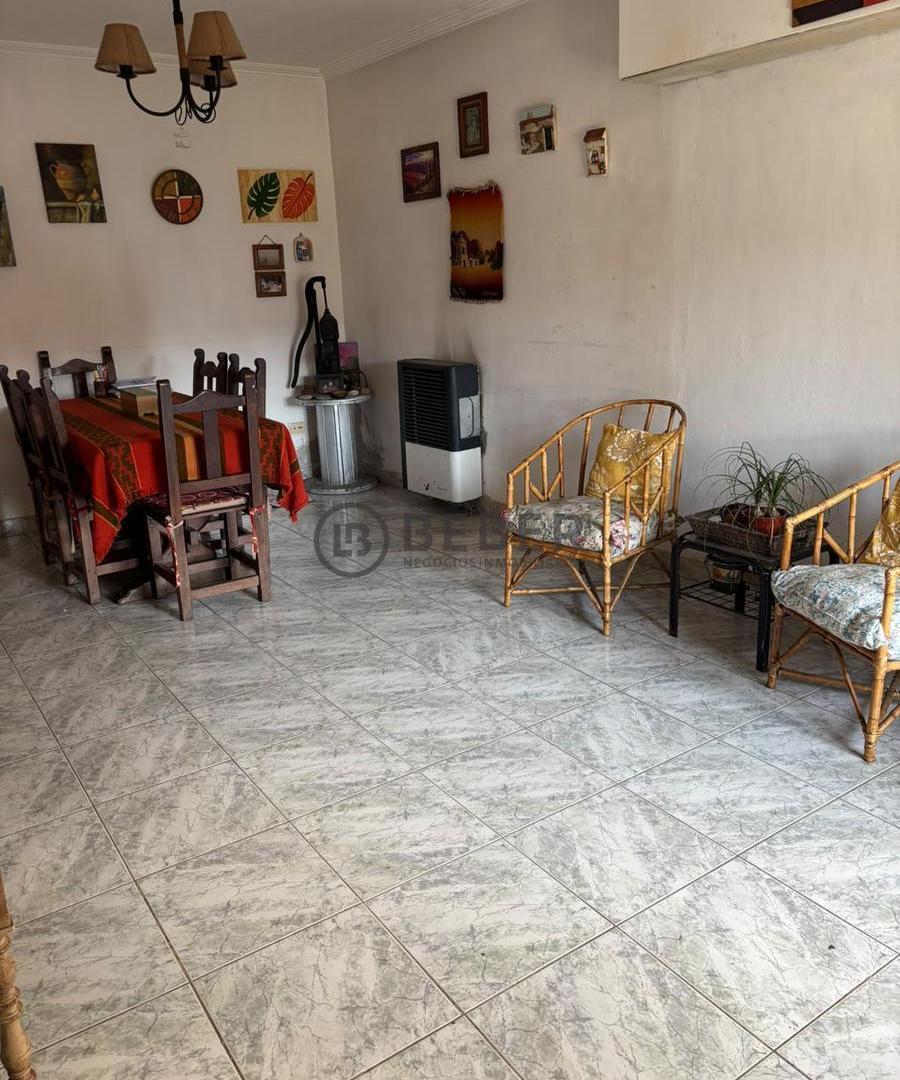 Foto de En venta PH de tres ambientes al frente, San Cayetano, imagen 2
