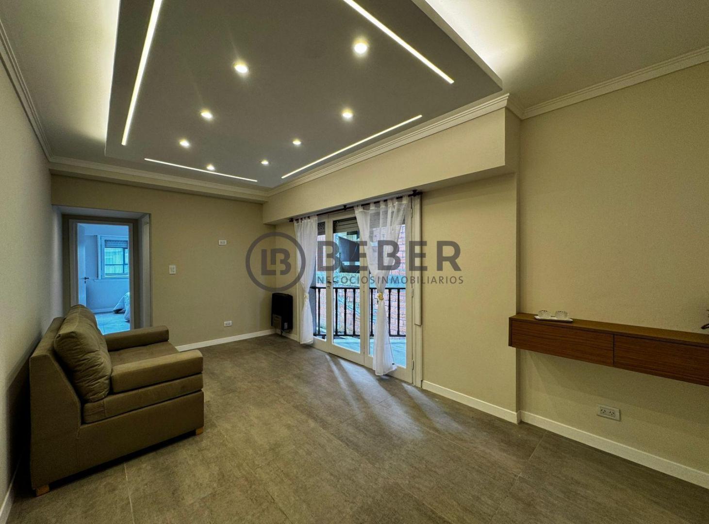 Foto de En venta dos ambientes al frente con balcon, Centro, imagen 3
