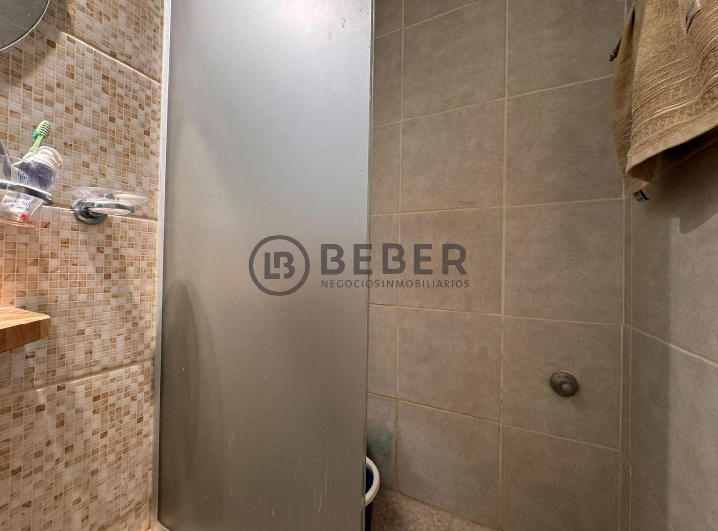Foto de En venta ambiente al lateral abierto, Plaza Colon, imagen 3