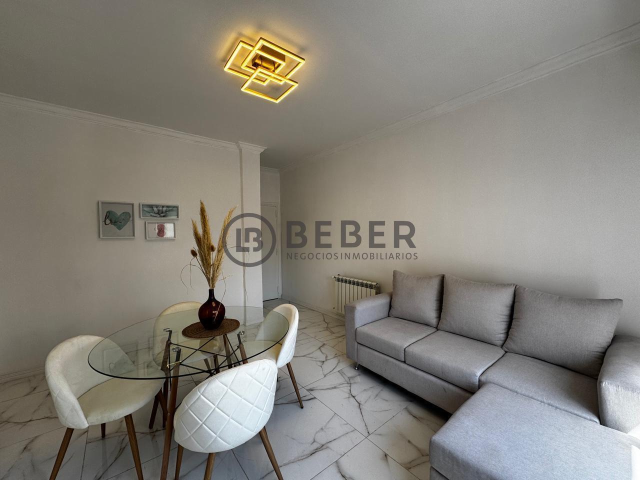 Foto de En venta departamento de 3 ambientes a la calle reciclado, Centro Mar, imagen 2