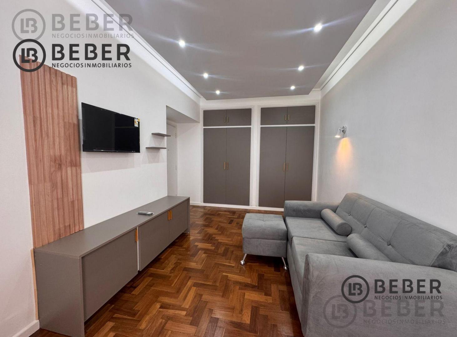 Foto de Venta departamento 2 ambientes, reciclado Centro Mar del Plata, imagen 2