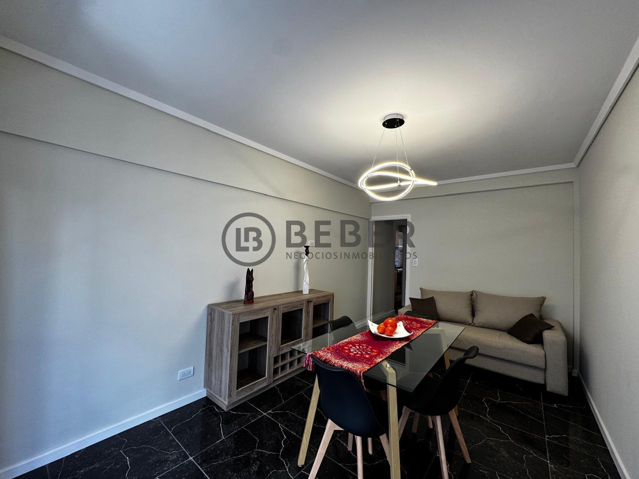 Foto de Venta departamento 2 ambientes a la calle con balcón saliente, Zona, imagen 5