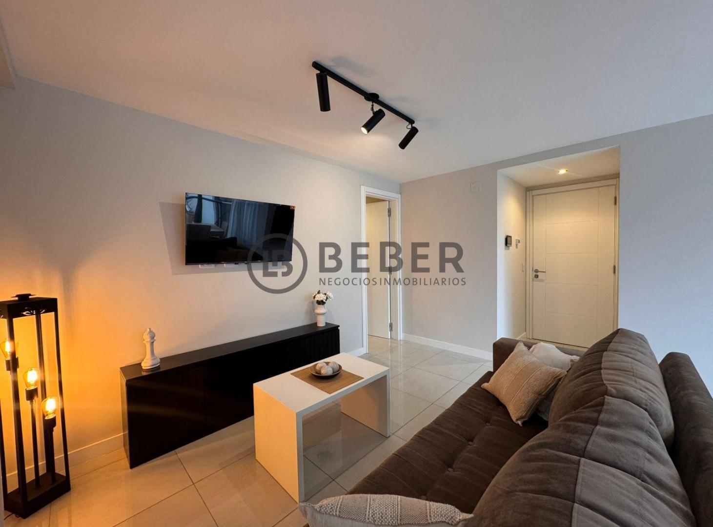 Foto de Venta semipiso 3 ambientes a la calle con balcon y baulera Edificio, imagen 3