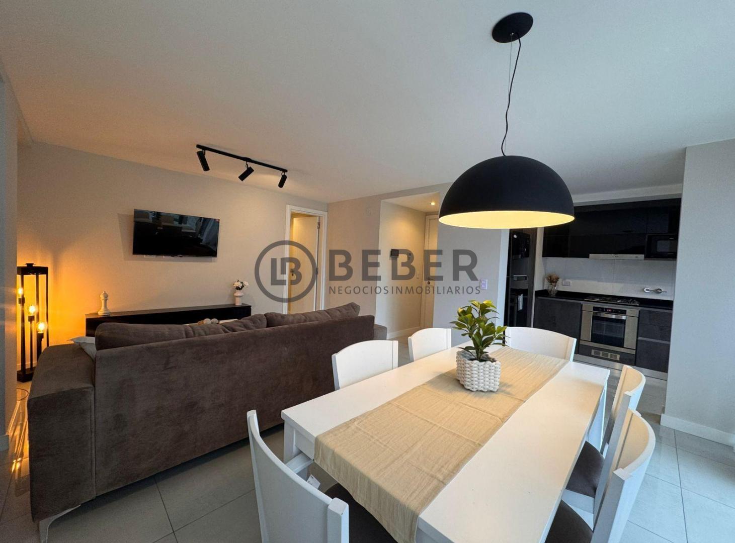Foto de Venta semipiso 3 ambientes a la calle con balcon y baulera Edificio, imagen 2