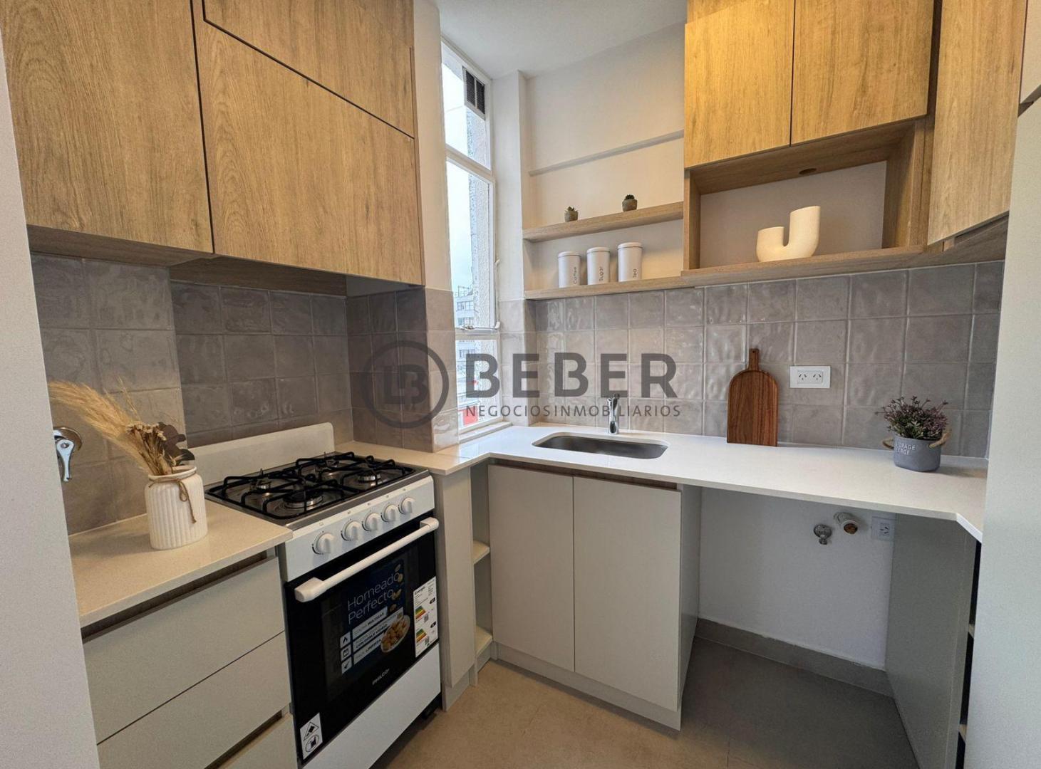 Foto de Venta departamento 2 ambientes a la calle reciclado Centro, Mar del, imagen 5