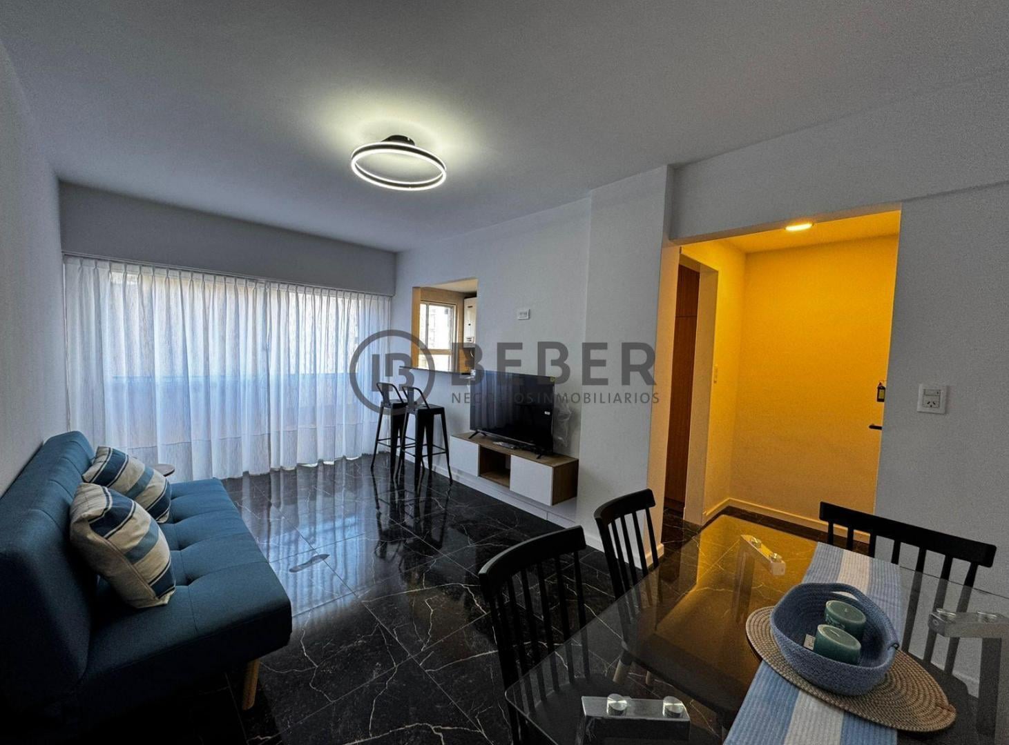 Foto de Venta Departamento 2 ambientes al contrafrente con balcon francés-Zona, imagen 1