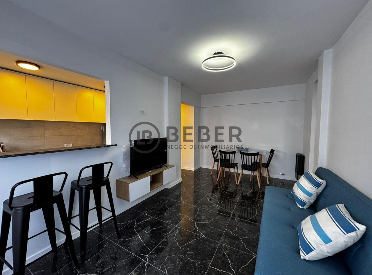 Foto de Venta Departamento 2 ambientes al contrafrente con balcon francés-Zona, imagen 4