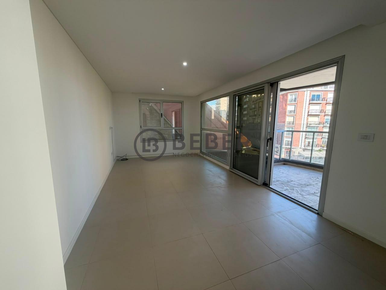 Foto de En venta tres ambientes al frente con balcón, Güemes, imagen 4