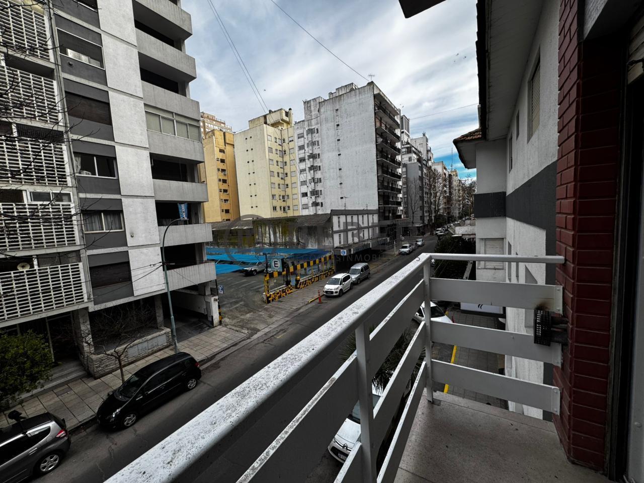Foto de Departamento en venta de dos ambientes en Plaza Colon, imagen 3