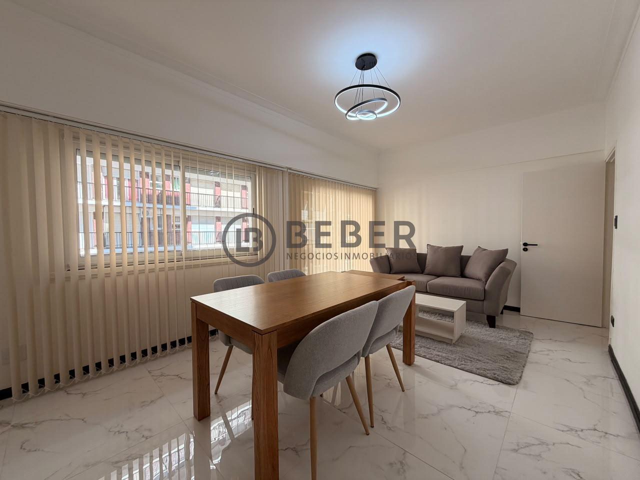 Foto de En venta tres ambientes al frente con balcon, Centro, imagen 3